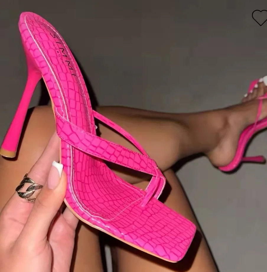Female Shoes Slippers Heels Slides Low Big Size Rubber Flip Flops 2022 High Thin Hawaiian Elegant Rome Fabric Pumps Basic PU
Female Shoes Slippers Heels Slides Low Big Size Rubber Flip Flops 2022 High Thin Hawaiian Elegant Rome Fabric Pumps Basic PU
