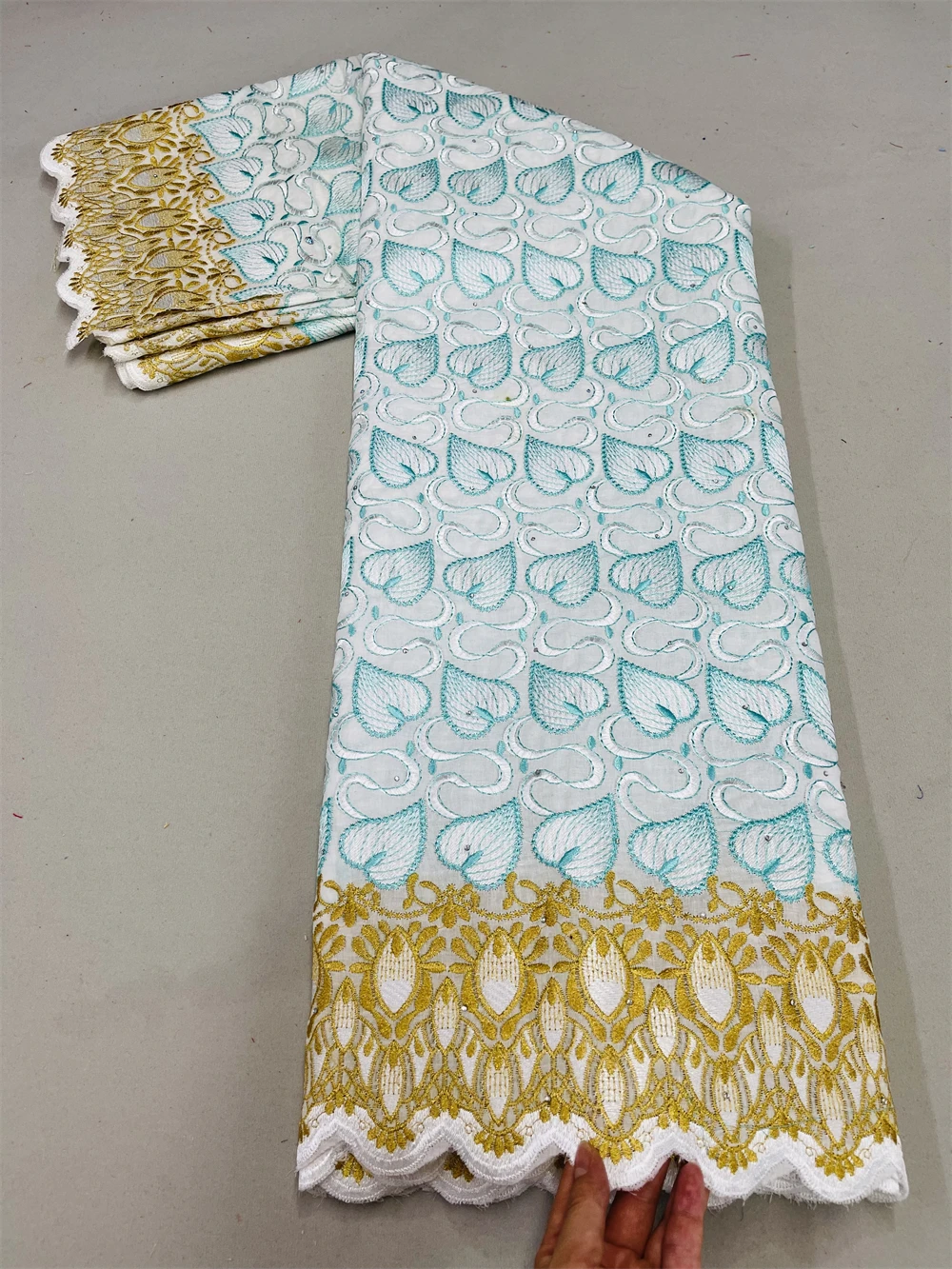 New Coming African Lace Fabric With Stones Swiss Voile Lace In Switzerland 100% Cotton Dubai Style For Wedding Sewing Materials
New Coming African Lace Fabric With Stones Swiss Voile Lace In Switzerland 100% Cotton Dubai Style For Wedding Sewing Materials