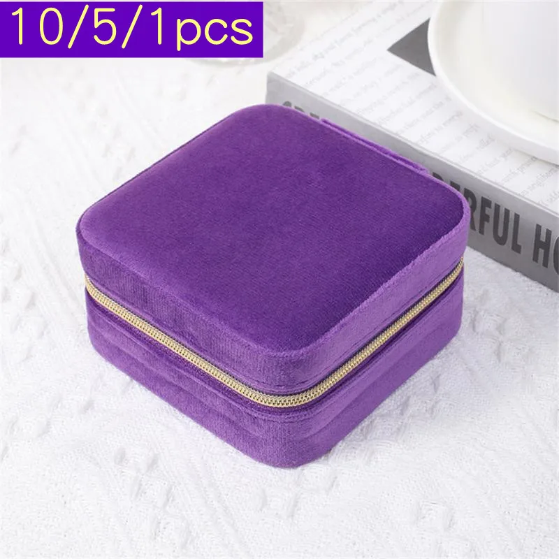 10/5/1pcs Jewelry Box Plush Smooth Luxury Jewellery Organizer Case Ring Pillow Earring Holder Jewelry Packaging Box Wholesale
10/5/1pcs Jewelry Box Plush Smooth Luxury Jewellery Organizer Case Ring Pillow Earring Holder Jewelry Packaging Box Wholesale
