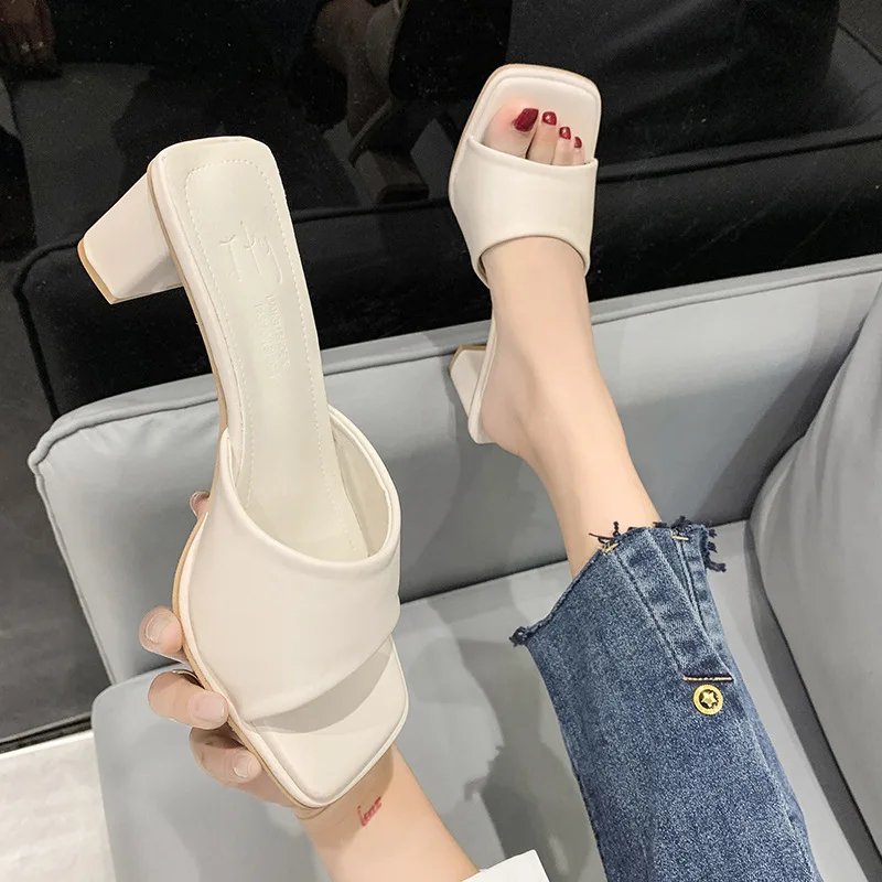 Шлепанцы женские на высоком каблуке, универсальные сандалии на толстом каблуке 6 см, пикантные, квадратный носок, однотонные, лето 2023
Шлепанцы женские на высоком каблуке, универсальные сандалии на толстом каблуке 6 см, пикантные, квадратный носок, однотонные, лето 2023