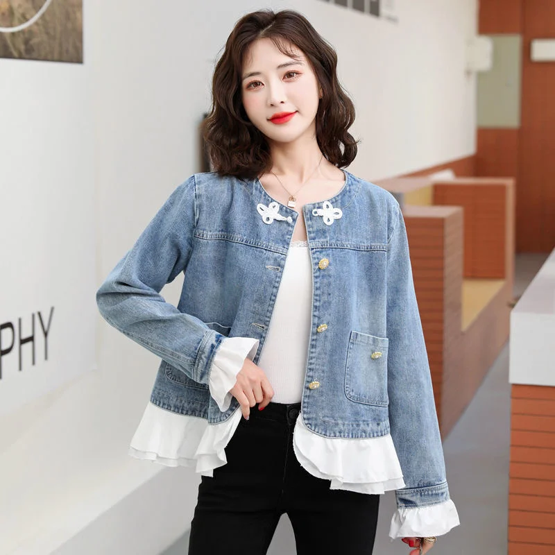 Женская джинсовая куртка с длинным рукавом, с круглым вырезом
Женская джинсовая куртка с длинным рукавом, с круглым вырезом