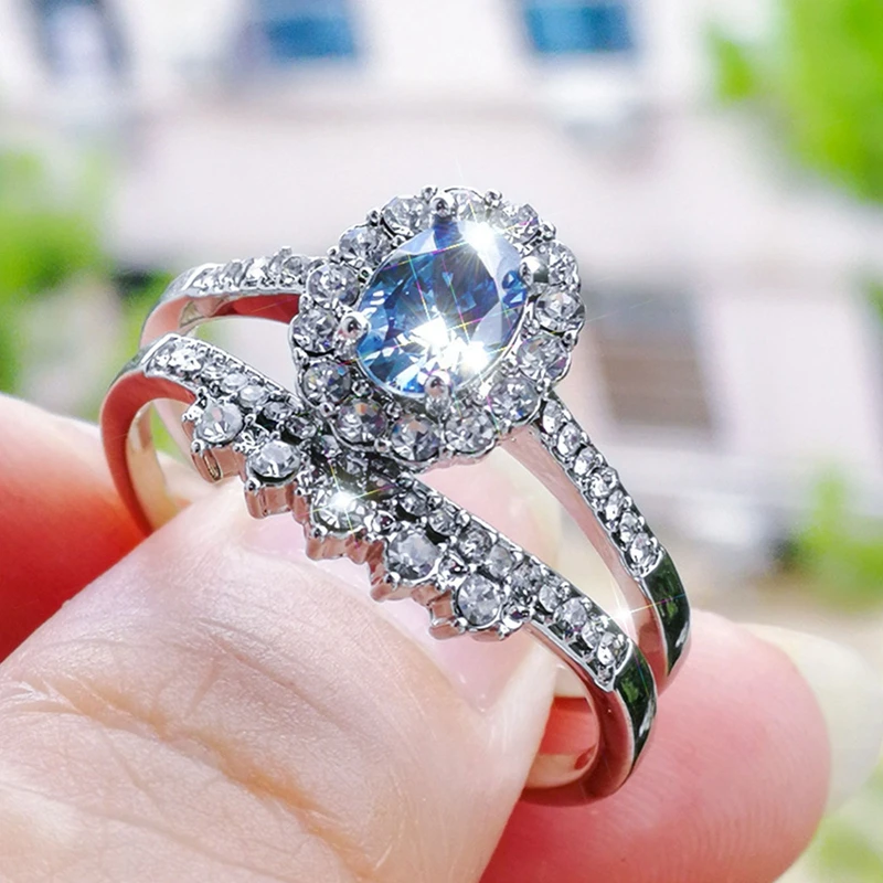 Moon Stones Ring Ladies Fashion Silver Oval Lake Blue Zircon Ring Diamond Proposal Couple Ring Set Bulky Rings
Moon Stones Ring Ladies Fashion Silver Oval Lake Blue Zircon Ring Diamond Proposal Couple Ring Set Bulky Rings