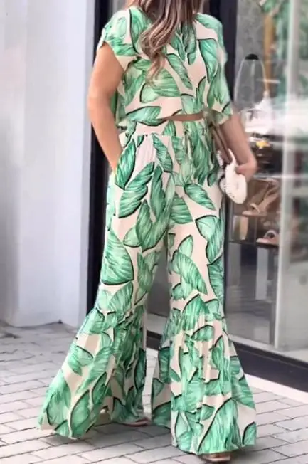 Summer Outfits for Women 2023 Two Piece Set Spring Style Printed Short Top&high Waist Wide Leg Trouser Set Elegant Commuter
Summer Outfits for Women 2023 Two Piece Set Spring Style Printed Short Top&high Waist Wide Leg Trouser Set Elegant Commuter