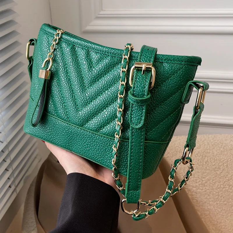 Popular Chain Small Bag Women's Bag 2021 Winter New Trendy Fashion Messenger Bag Texture Shoulder Bag Wandering Bag
Popular Chain Small Bag Women's Bag 2021 Winter New Trendy Fashion Messenger Bag Texture Shoulder Bag Wandering Bag