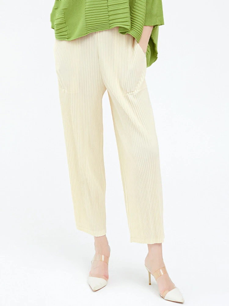 Miyake Pleated Pants Solid Loose Comfortable Trousers High Waist Elastic Wide Leg Casual Style Wild 2022 New Autumn
Miyake Pleated Pants Solid Loose Comfortable Trousers High Waist Elastic Wide Leg Casual Style Wild 2022 New Autumn