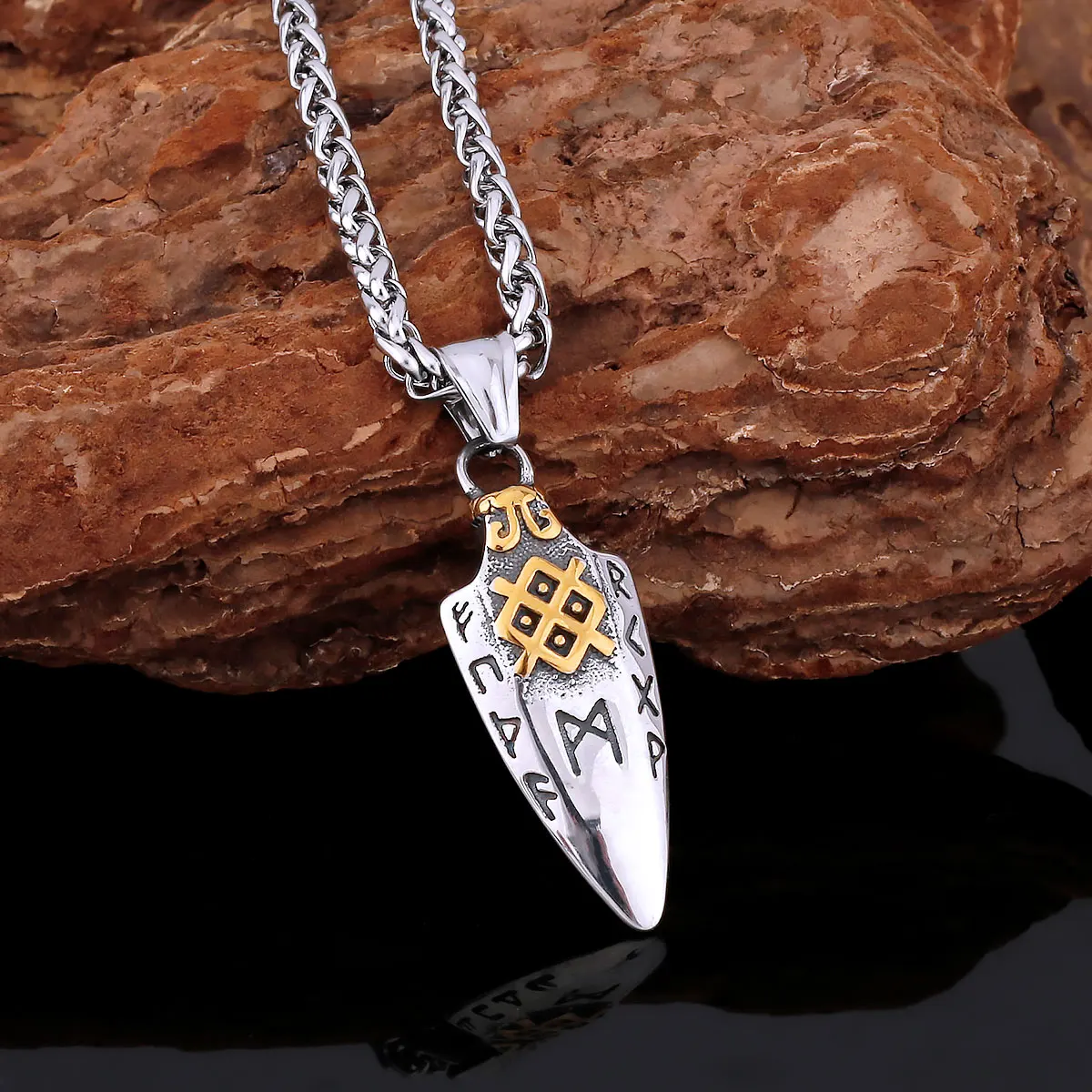 Classic Audin Spear Rune Stainless Steel Viking Necklace Nordic Men's Celtic Knot Amulet Fashion Pendant Motorcycle Jewelry
Classic Audin Spear Rune Stainless Steel Viking Necklace Nordic Men's Celtic Knot Amulet Fashion Pendant Motorcycle Jewelry