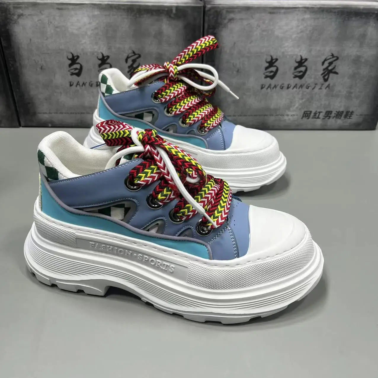 2023 New Spring Leisure Men's Fashion Breathable Personality Lace Up Increased University Style Platform Casual Shoes
2023 New Spring Leisure Men's Fashion Breathable Personality Lace Up Increased University Style Platform Casual Shoes