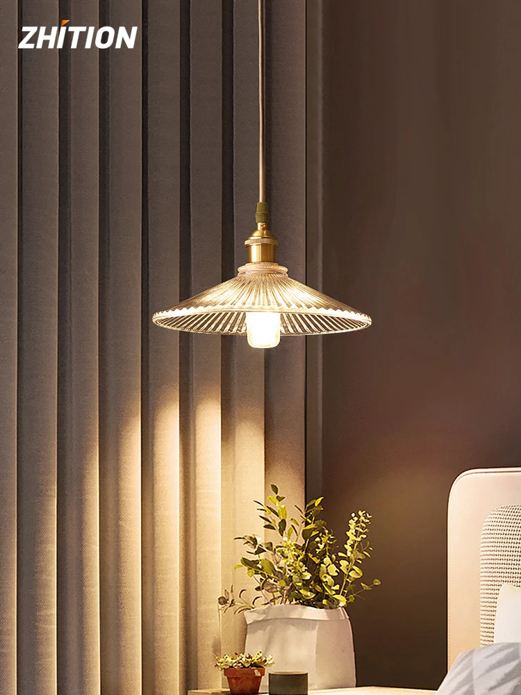 Modern bedroom, bedside, small chandelier, living room, dining room, simple lighting, creative Nordic background wall chandelier
Modern bedroom, bedside, small chandelier, living room, dining room, simple lighting, creative Nordic background wall chandelier