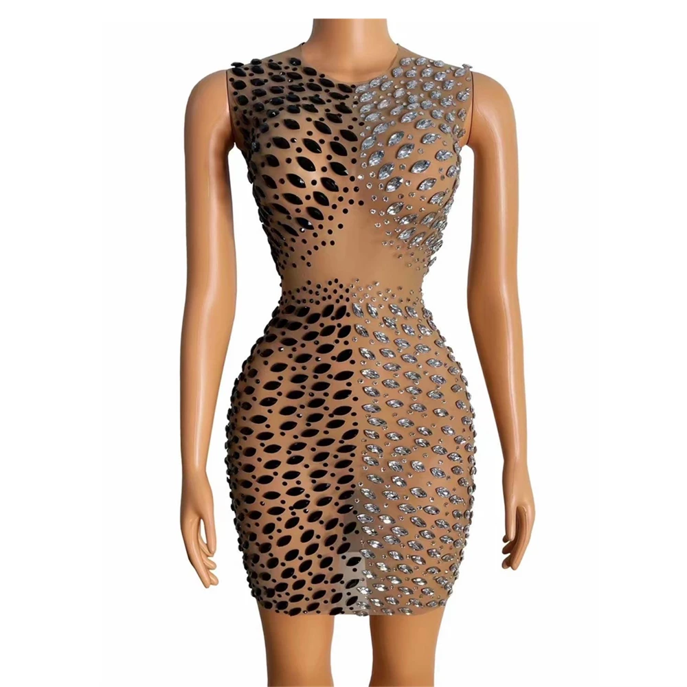 Женское блестящее платье стразы, белое, черное платье без рукавов в стиле пэчворк, одежда для ночного клуба и вечеринки, одежда для певицы
Женское блестящее платье стразы, белое, черное платье без рукавов в стиле пэчворк, одежда для ночного клуба и вечеринки, одежда для певицы