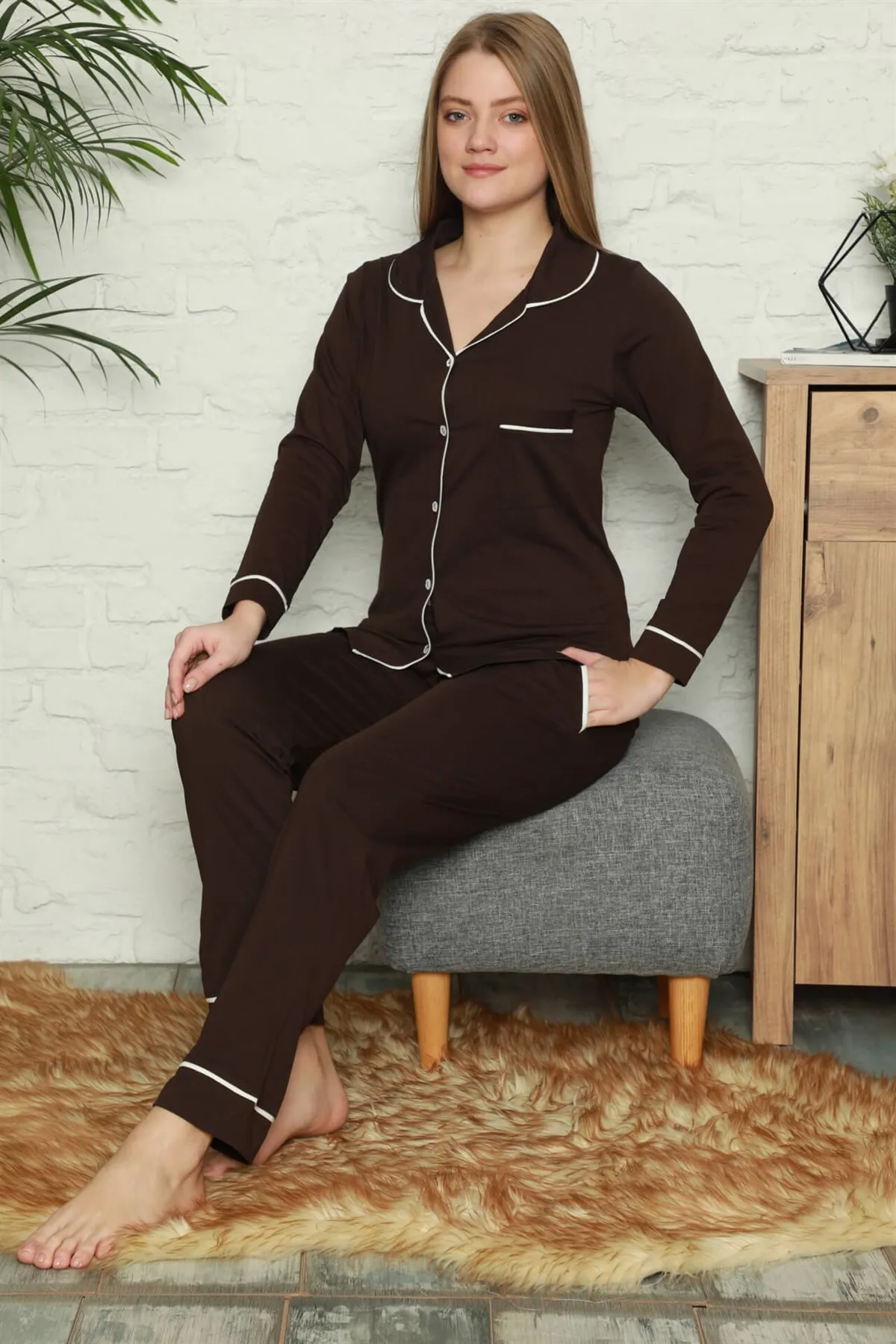 Fashion Cartoon Women 'S 100 Cotton Combed Cotton Front Button Long Sleeve Pajamas Suit 2733
Fashion Cartoon Women 'S 100 Cotton Combed Cotton Front Button Long Sleeve Pajamas Suit 2733