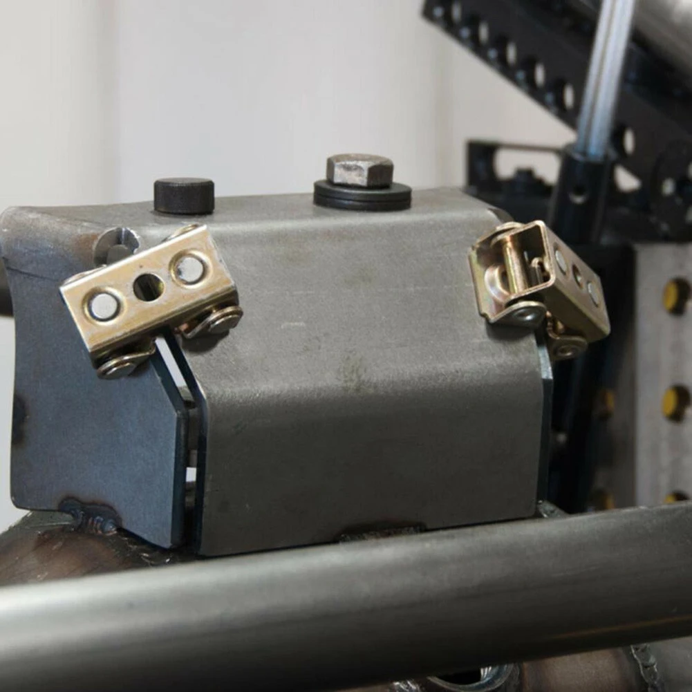 1pc V Type Magnetic Welding Clamps V-Pads Adjustable Holder Suspender Fixture Steady Small Parts Hand Tool Aids
1pc V Type Magnetic Welding Clamps V-Pads Adjustable Holder Suspender Fixture Steady Small Parts Hand Tool Aids