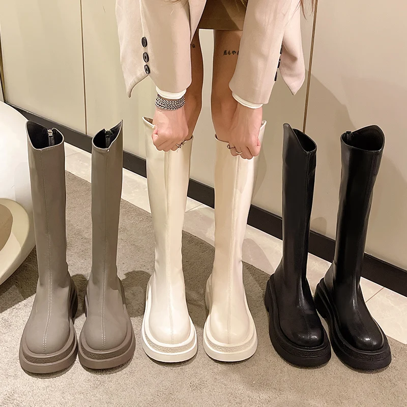 Женские ботинки на плоской подошве, зимняя обувь, женская обувь с круглым носком, женские низкие ботинки, 2022, Дамская резиновая однотонная о...
Женские ботинки на плоской подошве, зимняя обувь, женская обувь с круглым носком, женские низкие ботинки, 2022, Дамская резиновая однотонная о...