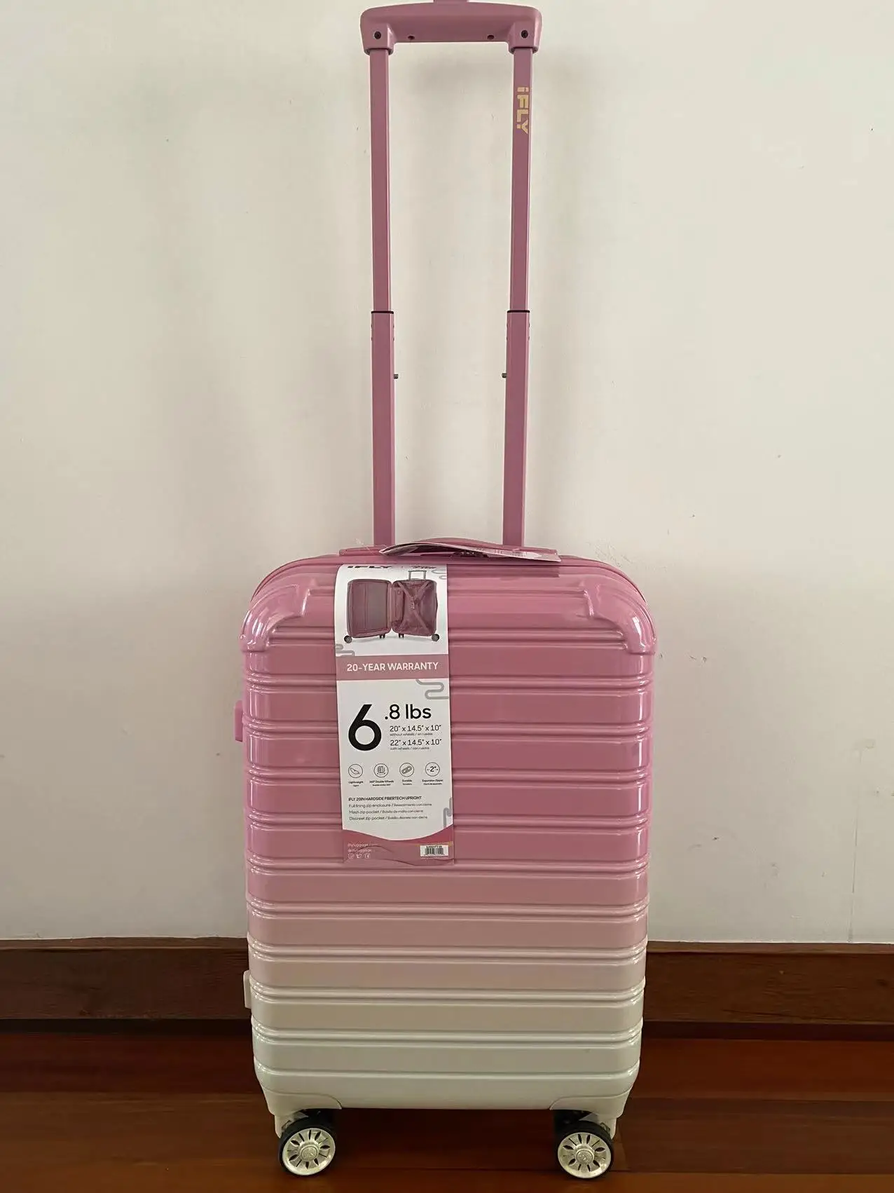 20-дюймовое универсальное колесо с расширительной палубой, разблокированный чемодан для багажа
20-дюймовое универсальное колесо с расширительной палубой, разблокированный чемодан для багажа