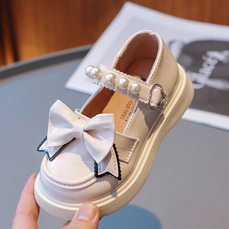 Summer Girls Sandals Flat Heel Princess Shoes Fashion Soft All-match Soft-soled Sweet Baby Lewelry
Summer Girls Sandals Flat Heel Princess Shoes Fashion Soft All-match Soft-soled Sweet Baby Lewelry