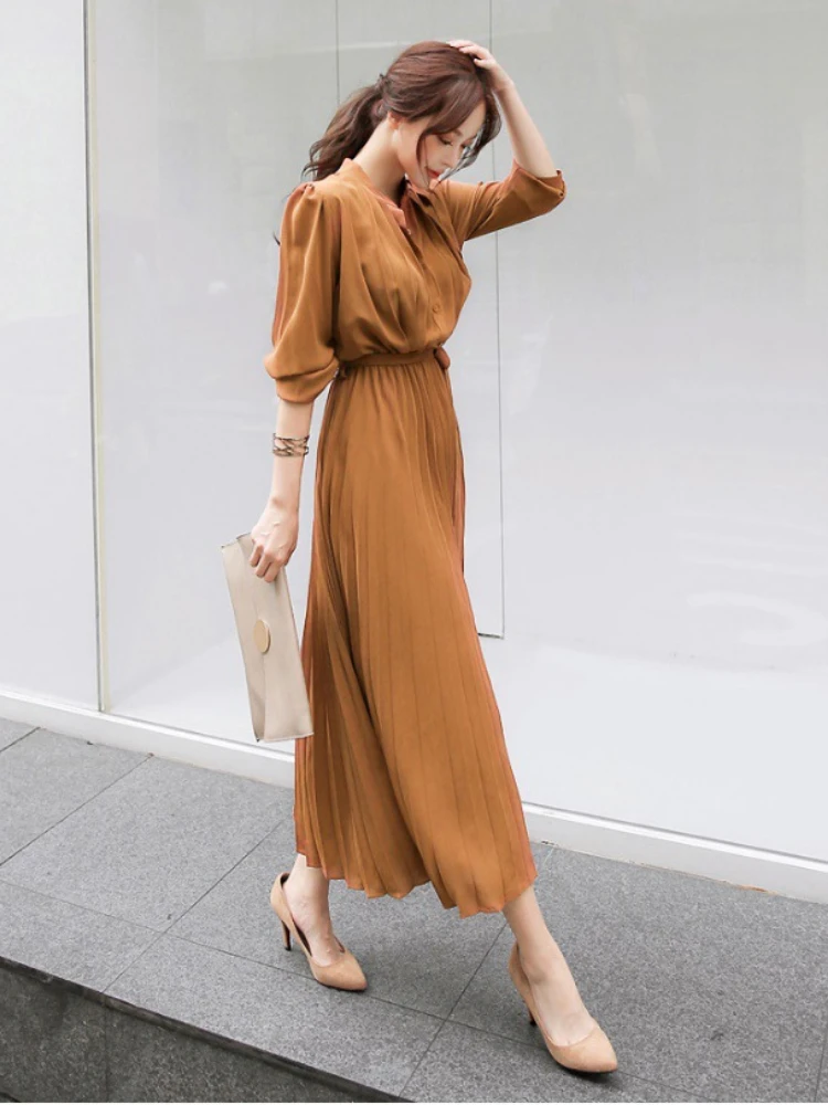 Elegant Chiffon Long Sleeve Shirt Dress Women Belt Lace Up A-line Pleated Maxi Dress Korean Fashion 2022 Fall Clothes Streetwear
Elegant Chiffon Long Sleeve Shirt Dress Women Belt Lace Up A-line Pleated Maxi Dress Korean Fashion 2022 Fall Clothes Streetwear