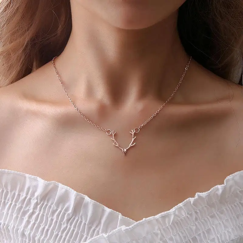 Exquisite Women's Jewelry Necklace Accessories Deer Antler Pendant Collarbone Chain Necklaces Jewelry
Exquisite Women's Jewelry Necklace Accessories Deer Antler Pendant Collarbone Chain Necklaces Jewelry