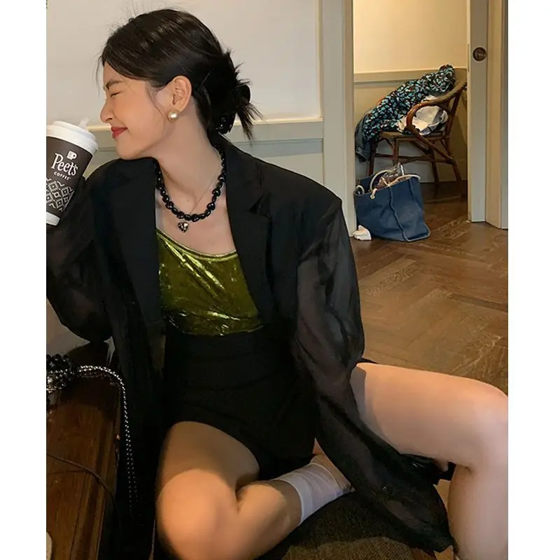 Summer Thin with a Black Suit Jacket Women's Luxury Design Sense of Loose Thin Long Sleeve Sun Protection Clothes
Summer Thin with a Black Suit Jacket Women's Luxury Design Sense of Loose Thin Long Sleeve Sun Protection Clothes
