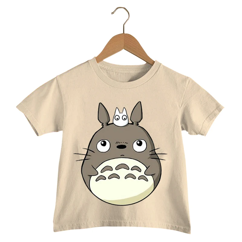Футболка Miyazaki Hayao для мальчиков и девочек, милая летняя рубашка с рисунком из японского аниме «Унесенные призраками Тоторо», с коротким рукавом
Футболка Miyazaki Hayao для мальчиков и девочек, милая летняя рубашка с рисунком из японского аниме «Унесенные призраками Тоторо», с коротким рукавом