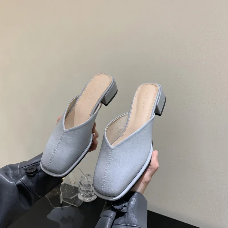 Slippers Casual Square heel Low Cover Toe Shoes Woman 2022 Pantofle Luxury Block Soft New PU Rubber Leisure Rome Fashion Basic S
Slippers Casual Square heel Low Cover Toe Shoes Woman 2022 Pantofle Luxury Block Soft New PU Rubber Leisure Rome Fashion Basic S