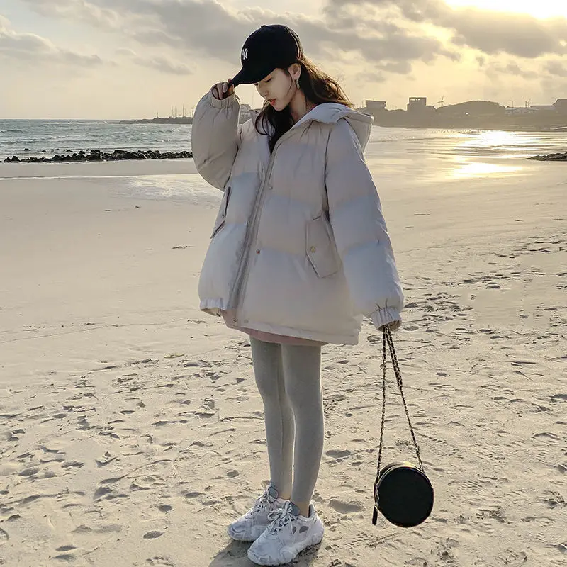 2022 Winter Jacket Parkas Women Cotton Jacket Hooded Parka Warm Female Cotton Padded Jacket Casual Outwear coat women
2022 Winter Jacket Parkas Women Cotton Jacket Hooded Parka Warm Female Cotton Padded Jacket Casual Outwear coat women