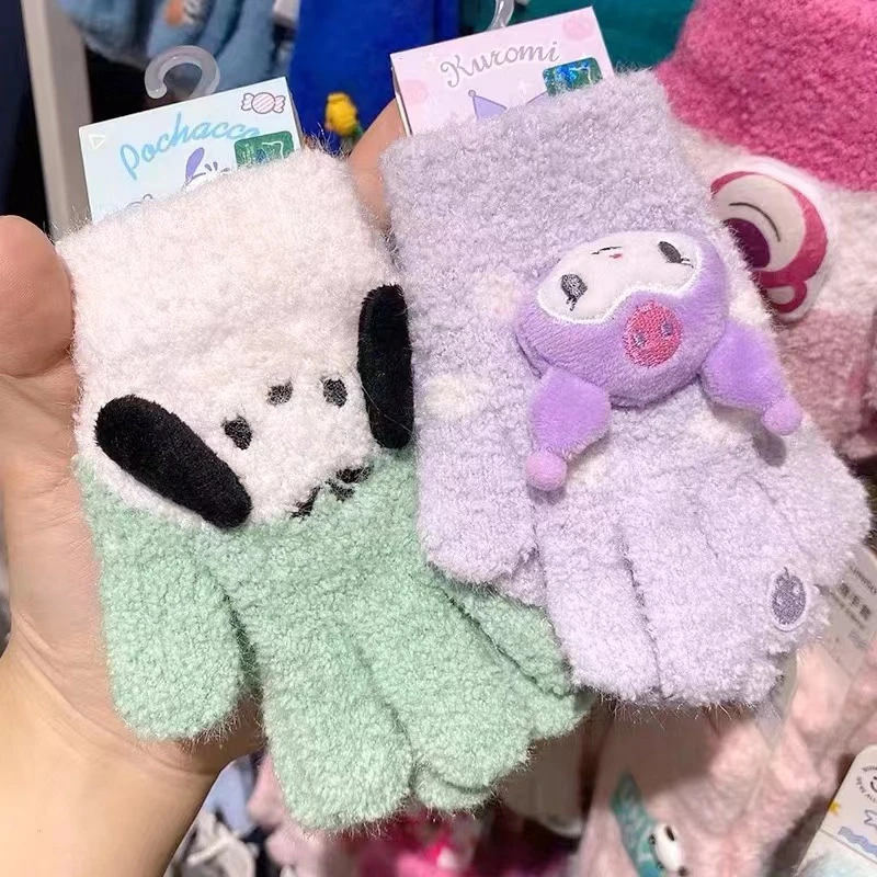 Симпатичная Sanrioed My Melody Cinnamoroll Kuromi понравико плюшевая кукла перчатки с пятью пальцами кавайные зимние теплые перчатки для детей и взрослых
Симпатичная Sanrioed My Melody Cinnamoroll Kuromi понравико плюшевая кукла перчатки с пятью пальцами кавайные зимние теплые перчатки для детей и взрослых