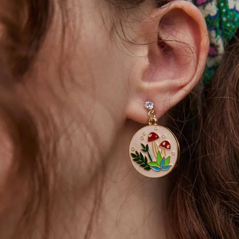1 пара милые круглые серьги-гвоздики в виде грибов и цветов, Женские Ювелирные изделия, забавные серьги в виде леса, детские серьги, подарки для нее
1 пара милые круглые серьги-гвоздики в виде грибов и цветов, Женские Ювелирные изделия, забавные серьги в виде леса, детские серьги, подарки для нее