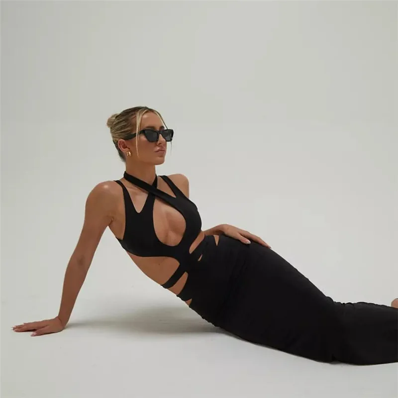 Birthday dance party nightclub club clothing fashion halter lace hot sexy hollowed out back slim fit slim hip dress
Birthday dance party nightclub club clothing fashion halter lace hot sexy hollowed out back slim fit slim hip dress
