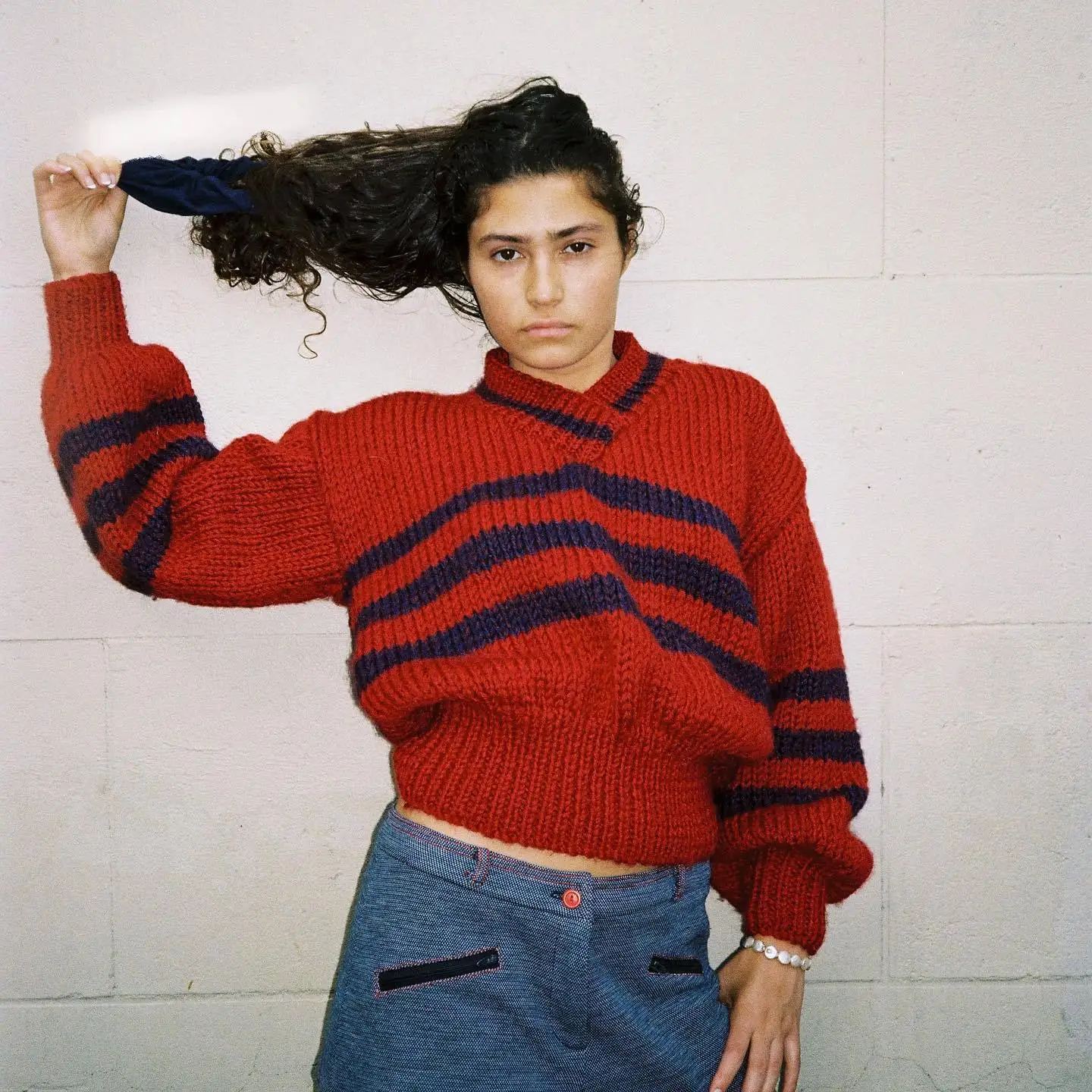 Temperament and Fashion Knitted Top Autumn and Winter Classic Simple Stripe Contrast Thick Needle Hem Tightening Sweater for
Temperament and Fashion Knitted Top Autumn and Winter Classic Simple Stripe Contrast Thick Needle Hem Tightening Sweater for