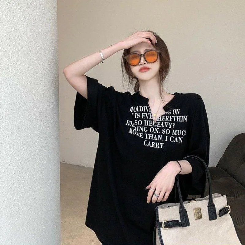 Summer New Black and White Loose T Shirts Round Neck Short Sleeve Letter Print Pullovers Tops Tees Korean Fashion Women Clothing
Summer New Black and White Loose T Shirts Round Neck Short Sleeve Letter Print Pullovers Tops Tees Korean Fashion Women Clothing
