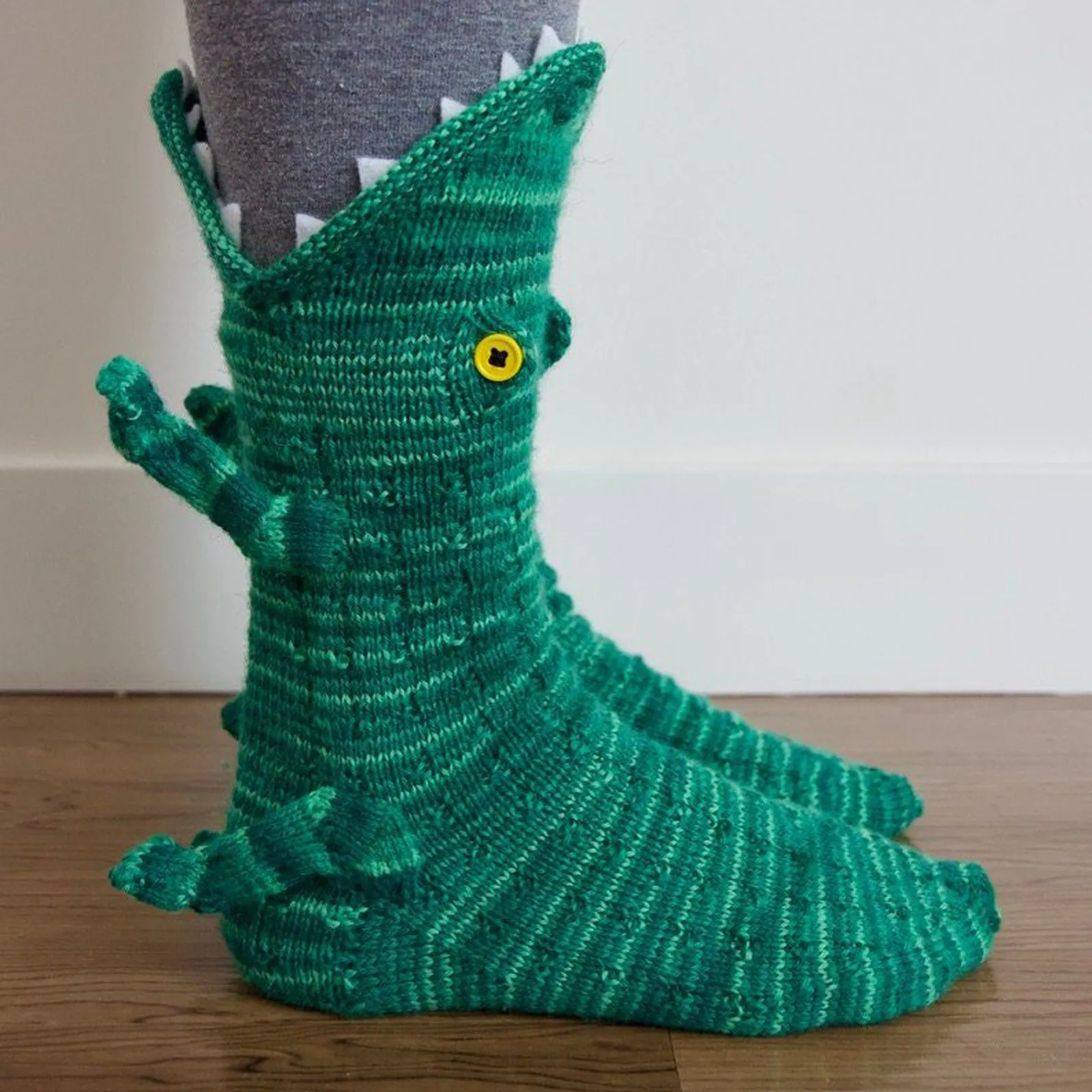 2Pairs Christmas Women Men Knit Cotton Socks New Style Cute Cartoon Crocodile Mid Tube Socks Soft Breathable for Female Big Kids
2Pairs Christmas Women Men Knit Cotton Socks New Style Cute Cartoon Crocodile Mid Tube Socks Soft Breathable for Female Big Kids