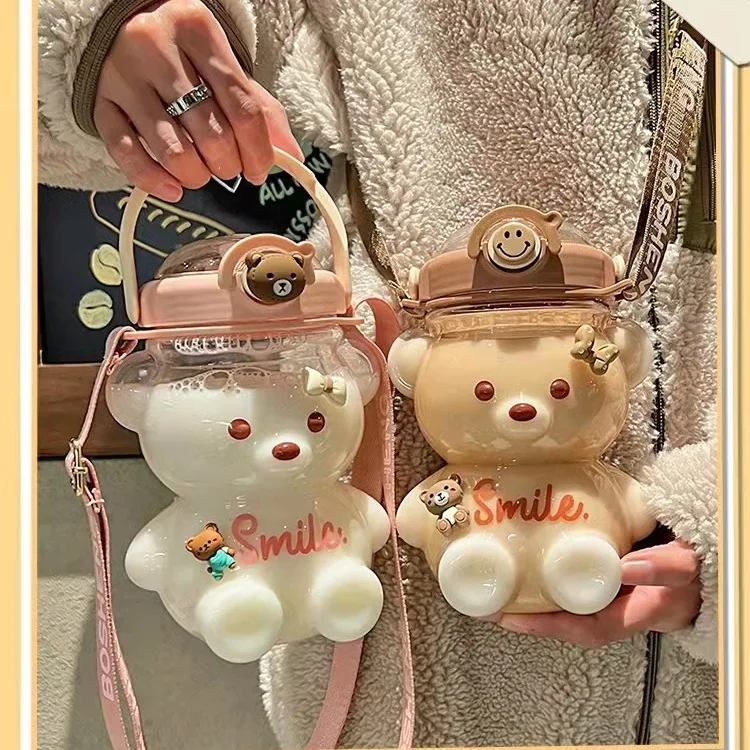 Пластиковая бутылка для воды Bear с соломинкой, портативные милые детские бутылки с ремешком, летние вместительные бутылки для молока, пузырь...
Пластиковая бутылка для воды Bear с соломинкой, портативные милые детские бутылки с ремешком, летние вместительные бутылки для молока, пузырь...