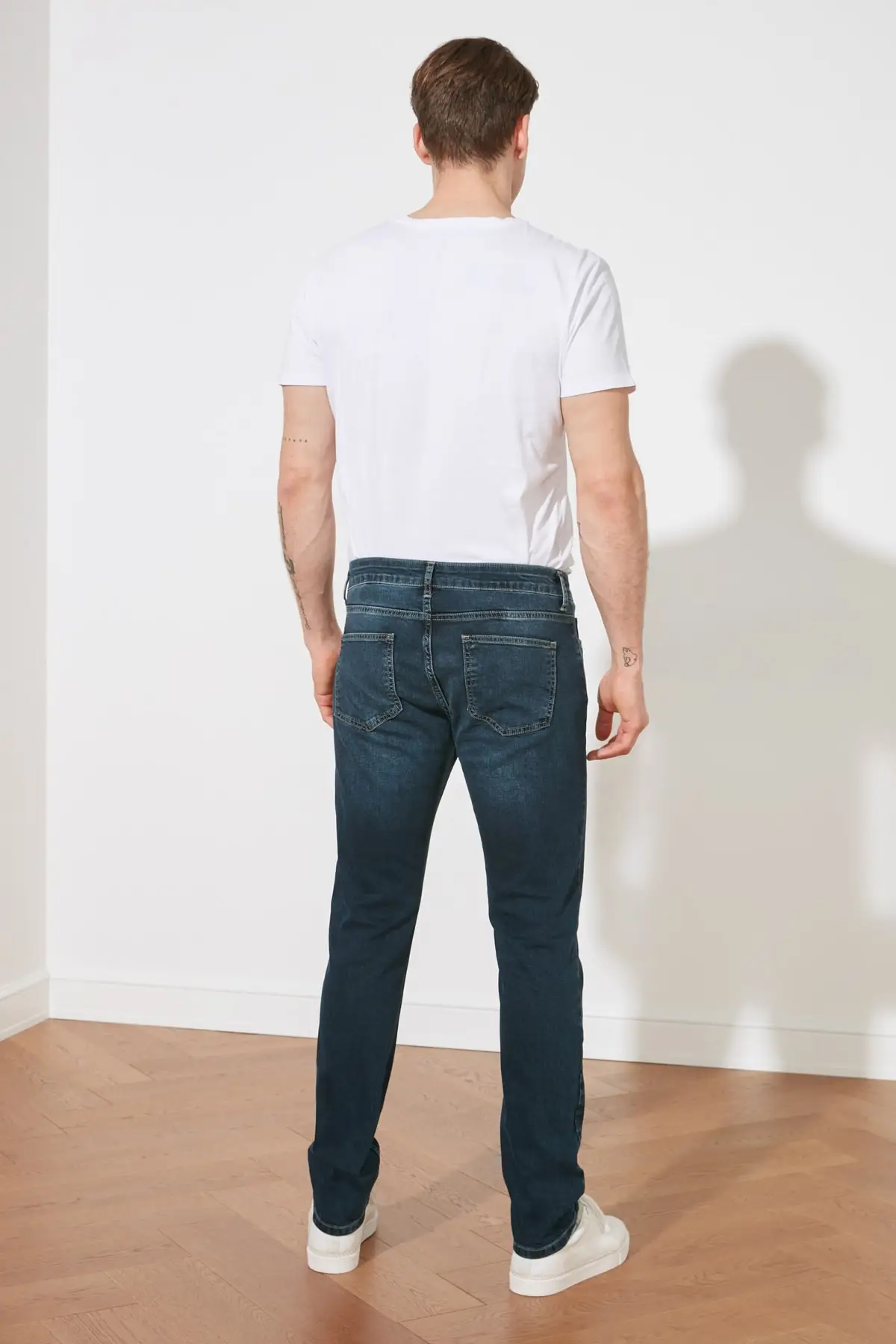 Trendyol Men Harrow Detailed Normal Waist Skinny Fit Jeans TMNSS21JE0292