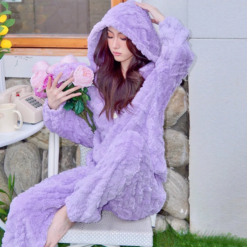 Women Housewear New Hooded Loose Oversize Pajamas Coral Velvet Set Can Be Worn Out in Two Sets
Women Housewear New Hooded Loose Oversize Pajamas Coral Velvet Set Can Be Worn Out in Two Sets