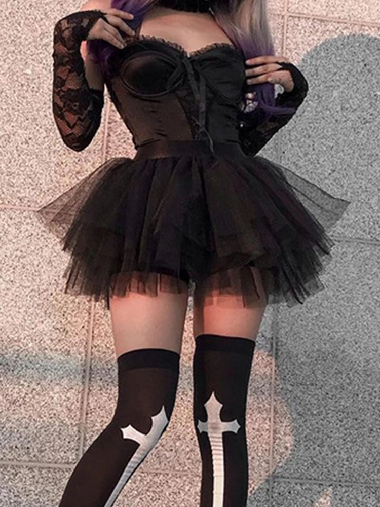 Black Gothic Ball Gown Mesh Skirt Women Vintage Mall Goth Fairy Grunge High Waist Lolita Skater Aesthetic Emo Alt Y2k Skirts 90s
Black Gothic Ball Gown Mesh Skirt Women Vintage Mall Goth Fairy Grunge High Waist Lolita Skater Aesthetic Emo Alt Y2k Skirts 90s