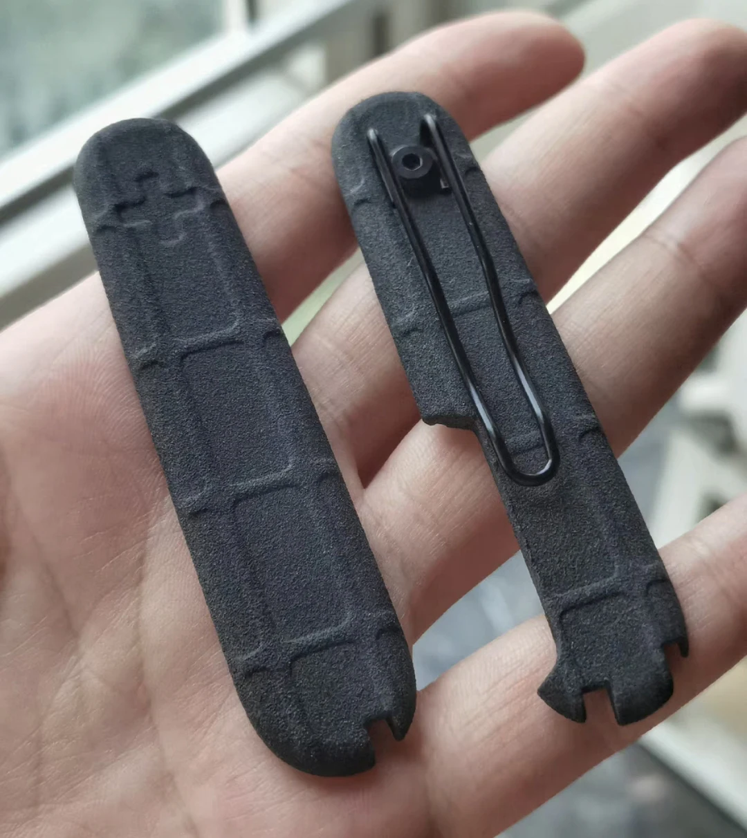 Ручные весы из нейлона для Victorinox 91 мм
Ручные весы из нейлона для Victorinox 91 мм