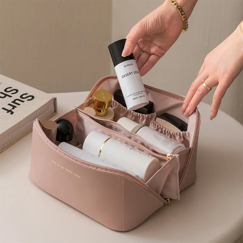 Large Travel Cosmetic Bag for Women Leather Makeup Organizer Female Toiletry Bags High-capacity Cosmet Case Storage Pouch
Large Travel Cosmetic Bag for Women Leather Makeup Organizer Female Toiletry Bags High-capacity Cosmet Case Storage Pouch