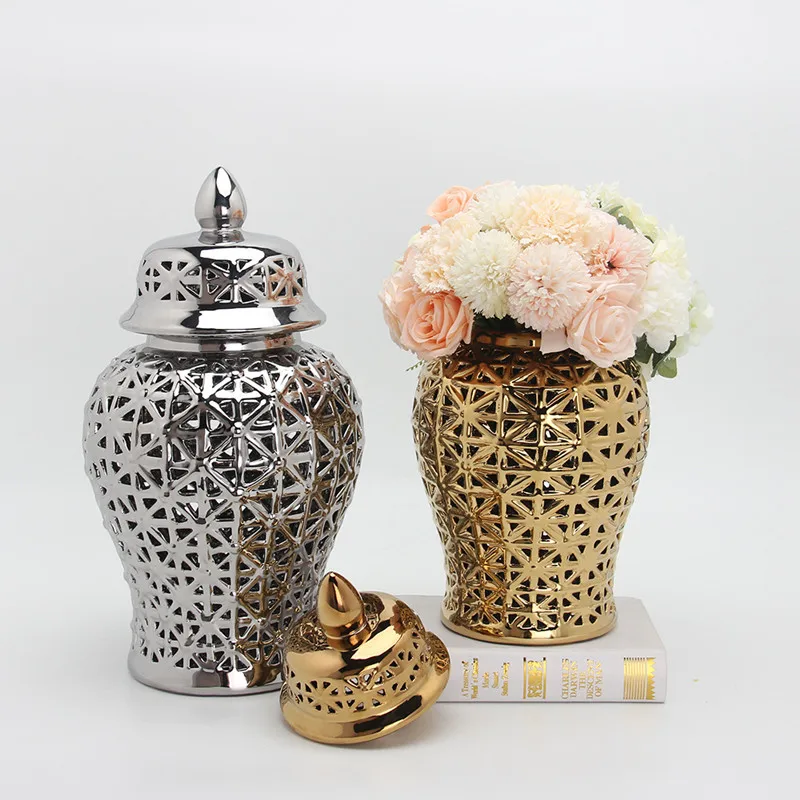 Modern Dried Flower Vase Hollow Ceramic Ginger Jar Desktop Storage Jar with Lid Home Decoration Flower Arrangement Accessories
Modern Dried Flower Vase Hollow Ceramic Ginger Jar Desktop Storage Jar with Lid Home Decoration Flower Arrangement Accessories