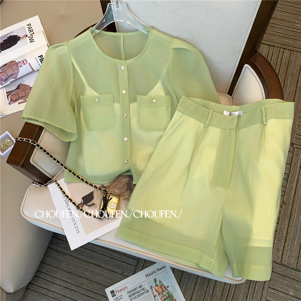 2022 Summer Shorts Mesh Set Female Casual Fashion Short Sleeve Light Green O-neck Shirts +High Waist Loose Shorts 2 Piece Suit
2022 Summer Shorts Mesh Set Female Casual Fashion Short Sleeve Light Green O-neck Shirts +High Waist Loose Shorts 2 Piece Suit