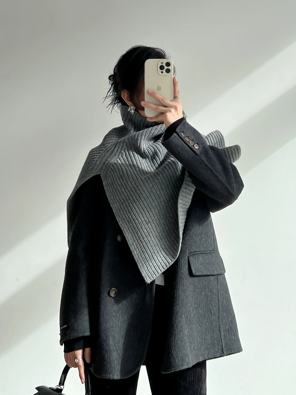 Zhendian Welfare High end Pure Hand Sewn~Mulberry Silk+Rabbit Velvet+Wool Double sided Velvet Mid length Suit Coat for Women
Zhendian Welfare High end Pure Hand Sewn~Mulberry Silk+Rabbit Velvet+Wool Double sided Velvet Mid length Suit Coat for Women