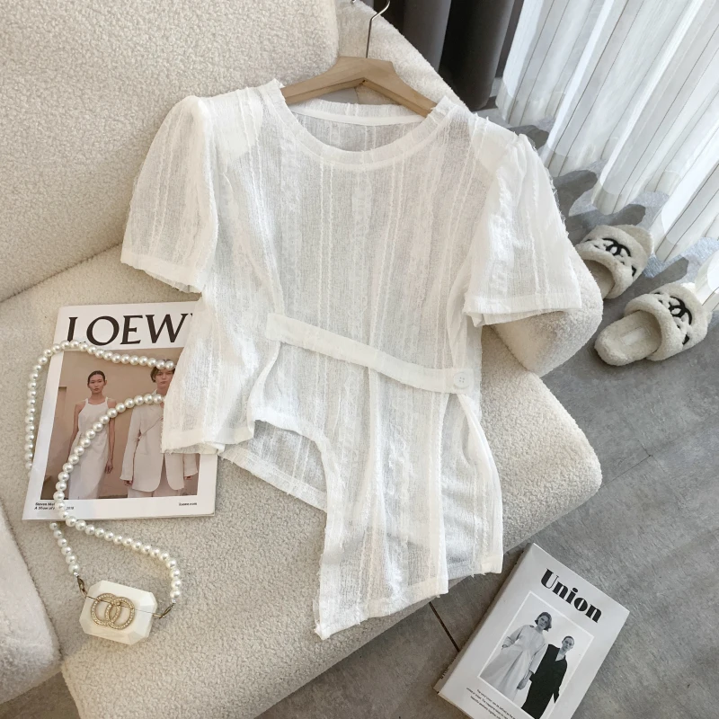 Young Girl Pullover Tee Summer New Style Round Neck Shoulder Pad Short Sleeve Lace Chic Irregular Button Up Women's T-shirt
Young Girl Pullover Tee Summer New Style Round Neck Shoulder Pad Short Sleeve Lace Chic Irregular Button Up Women's T-shirt