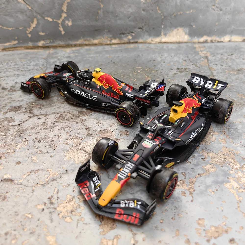Bburago 1:43 2022 F1 Car Model Champion Red Bull Racing TAG Heuer RB18 #1 Verstappen #11 Perez Alloy Car Diecast Model Cars Toy
Bburago 1:43 2022 F1 Car Model Champion Red Bull Racing TAG Heuer RB18 #1 Verstappen #11 Perez Alloy Car Diecast Model Cars Toy
