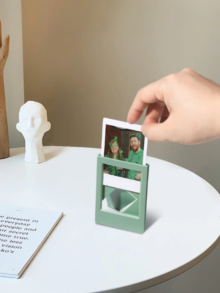 10Pcs 3 Inch Mini Film Photo Frame Polaroid Photo Frame Stand Photocard Holder Scrapbook Decorative Desktop Art Photo Frame
10Pcs 3 Inch Mini Film Photo Frame Polaroid Photo Frame Stand Photocard Holder Scrapbook Decorative Desktop Art Photo Frame