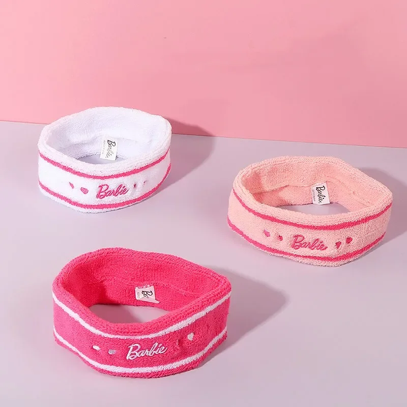 Miniso Barbie Series Sweat Absorbing Sports Headband for Women's Anime Casual Running Headband Wash Face Headband Accessories
Miniso Barbie Series Sweat Absorbing Sports Headband for Women's Anime Casual Running Headband Wash Face Headband Accessories
