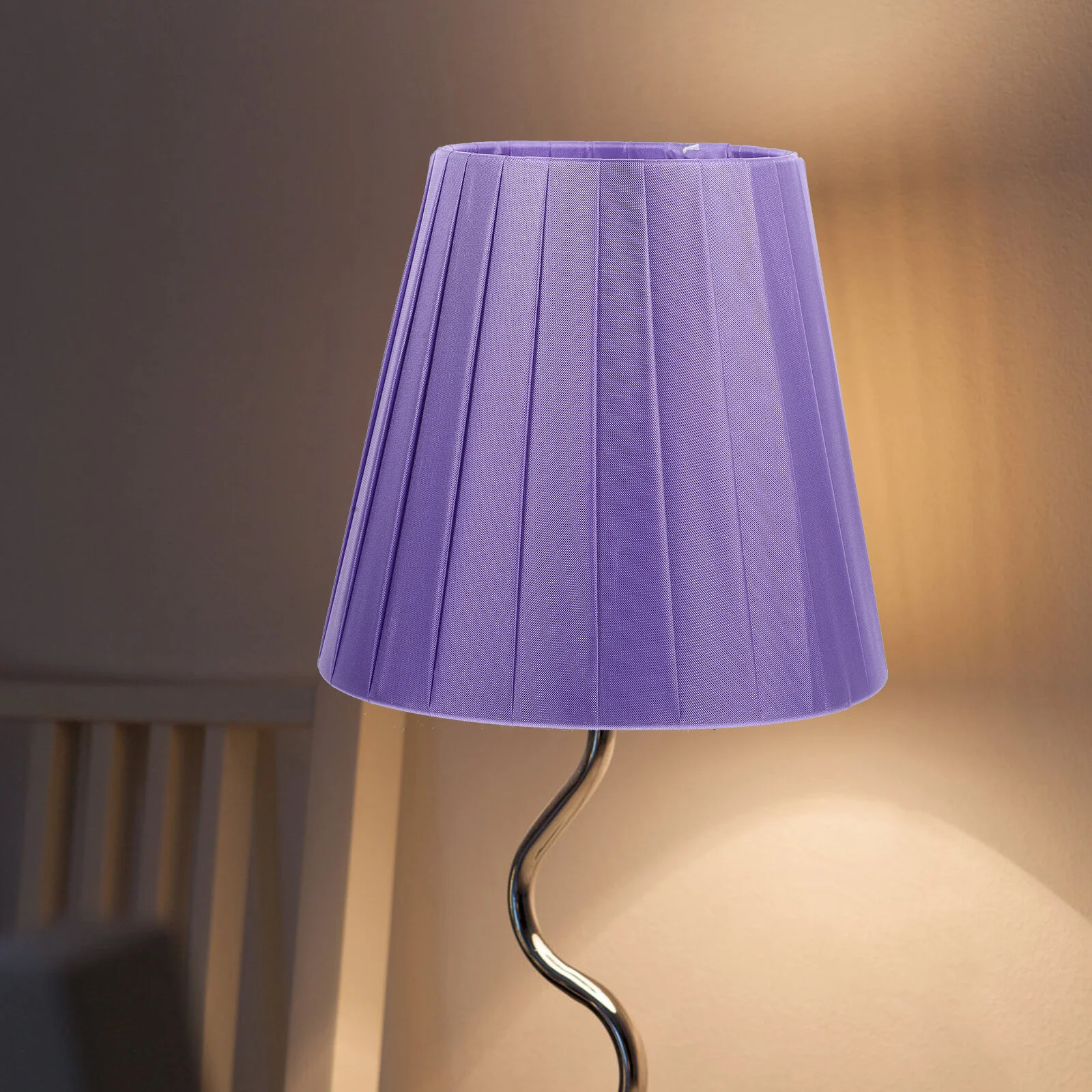 Small Lampshade Clip-on Base Wall Light Shade Hanging Lights Indoor Lamp Accessory
Small Lampshade Clip-on Base Wall Light Shade Hanging Lights Indoor Lamp Accessory