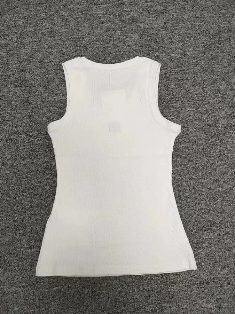 2023 Autumn Classic Sporty Fitness Tank Top Women Fashion Streetwear Casual Vest Woman High Quality Knitted Tanks Woman Crop Top
2023 Autumn Classic Sporty Fitness Tank Top Women Fashion Streetwear Casual Vest Woman High Quality Knitted Tanks Woman Crop Top