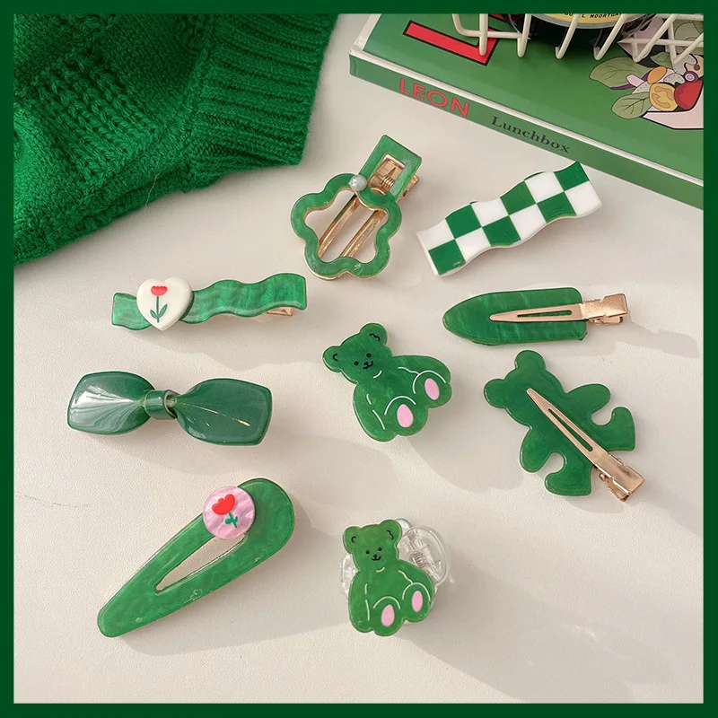 Spring Summer Green Hair Clip Acrylic Duckbill Clips Female Simple Cute Headdresses for Hair Accessories Love Bear Side Clip 
Spring Summer Green Hair Clip Acrylic Duckbill Clips Female Simple Cute Headdresses for Hair Accessories Love Bear Side Clip