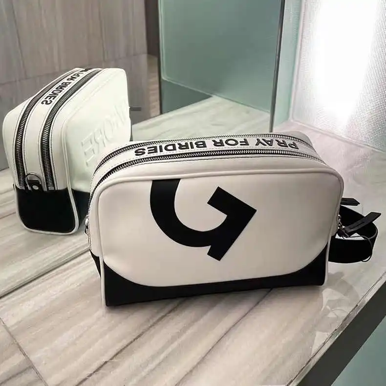 Korea Original GOLF Men Bag is Fashionable and Waterproof Storage Bag Golf Rangefinder Bag
Korea Original GOLF Men Bag is Fashionable and Waterproof Storage Bag Golf Rangefinder Bag