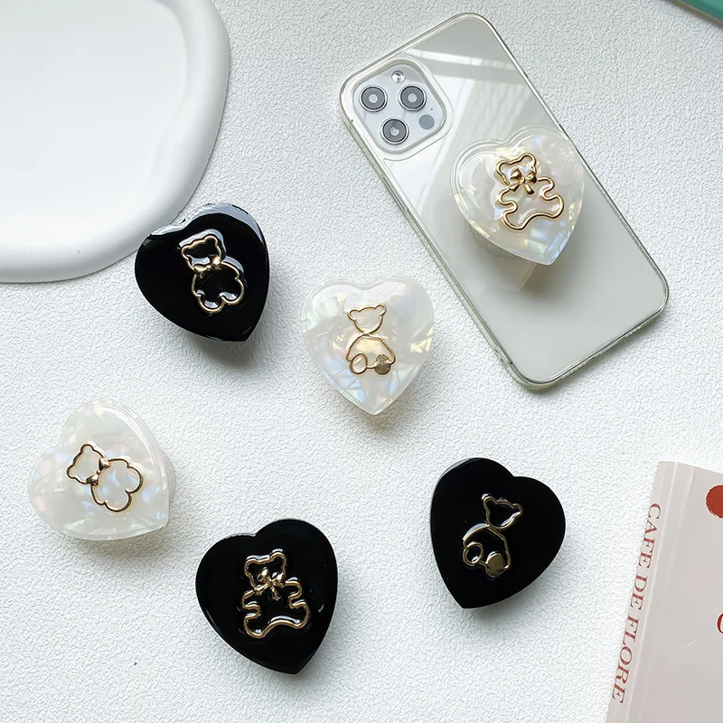 1pcs.mobile phone holder Electroplated Bear Laser dazzl Love heart retractable ring buckle GripTok Folding Finger Stand Socket
1pcs.mobile phone holder Electroplated Bear Laser dazzl Love heart retractable ring buckle GripTok Folding Finger Stand Socket