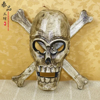 

Thai wood carving crafts Southeast Asia solid wood hand carved skull bar wall decoration creative mask Pendant