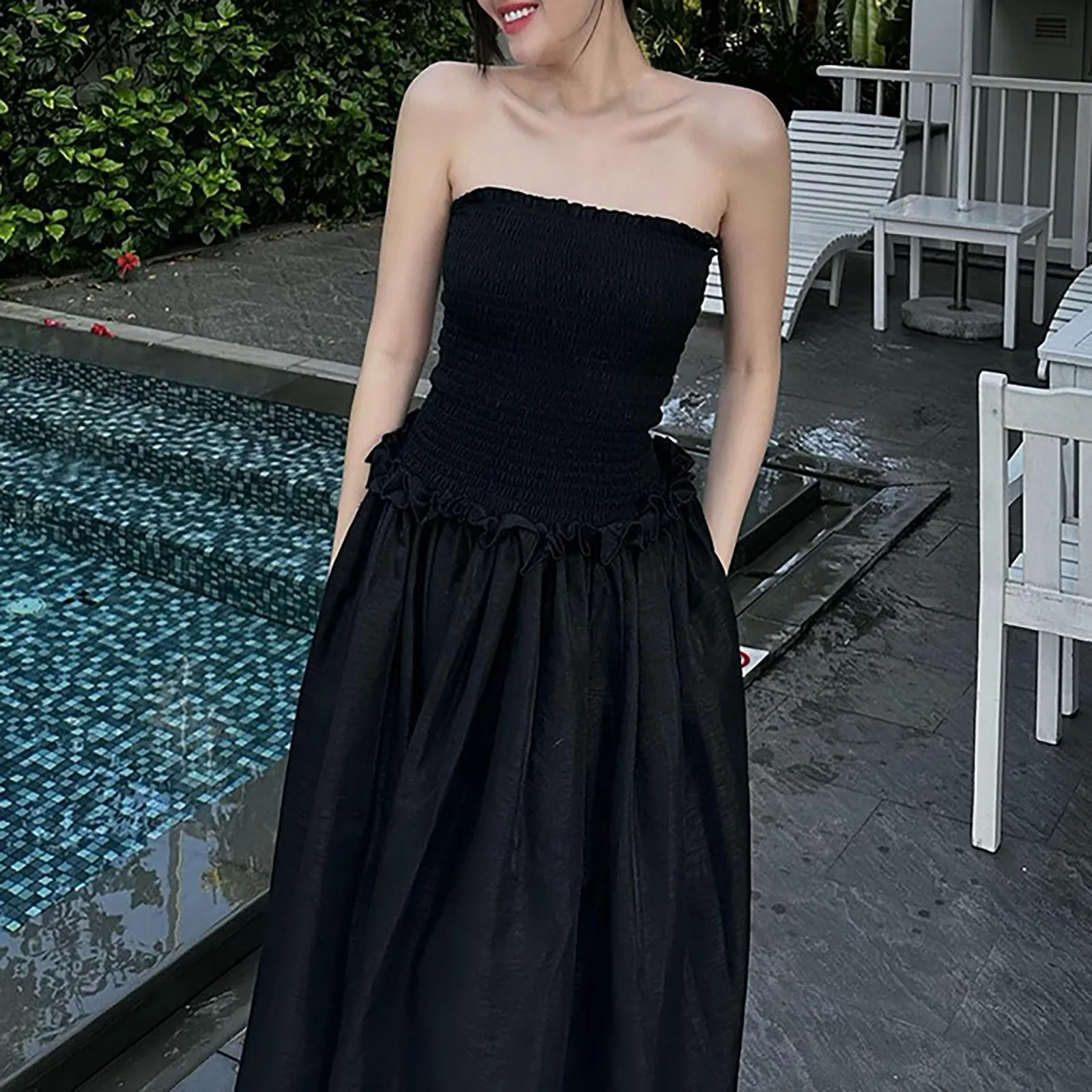 Женское плиссированное платье без бретелек Y2K, однотонное элегантное Сетчатое платье с оборками и открытой спиной 
Женское плиссированное платье без бретелек Y2K, однотонное элегантное Сетчатое платье с оборками и открытой спиной